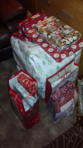 xmaspres.jpg